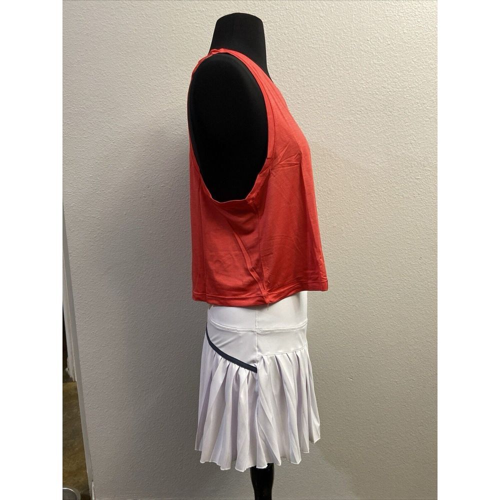 Mono B Women's Red‎ Racerback Crop Top Size Medium Lightweight NWT - Picture 3 of 7